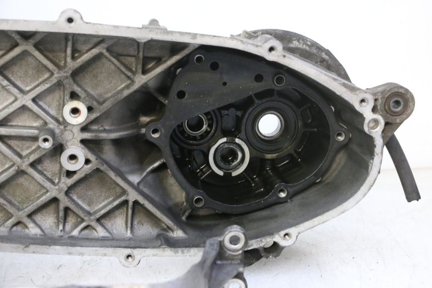 photo de ENGINE LOWER CASING YAMAHA X-MAX XMAX 250 (2006 - 2009) - Supplementary product photo