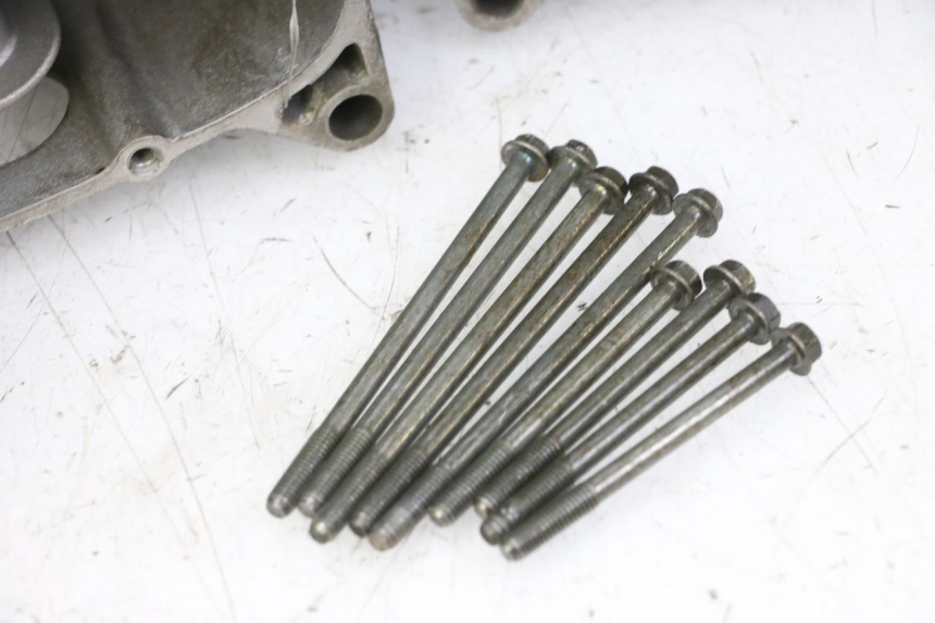 photo de ENGINE LOWER CASING YAMAHA X-MAX XMAX 250 (2006 - 2009) - Used quality zoom