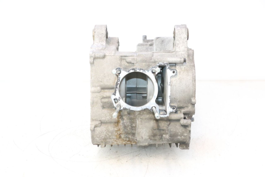 photo de BOTTOM ENGINE CASING YAMAHA XMAX X-MAX 125 (2006 - 2009) - Supplementary product photo