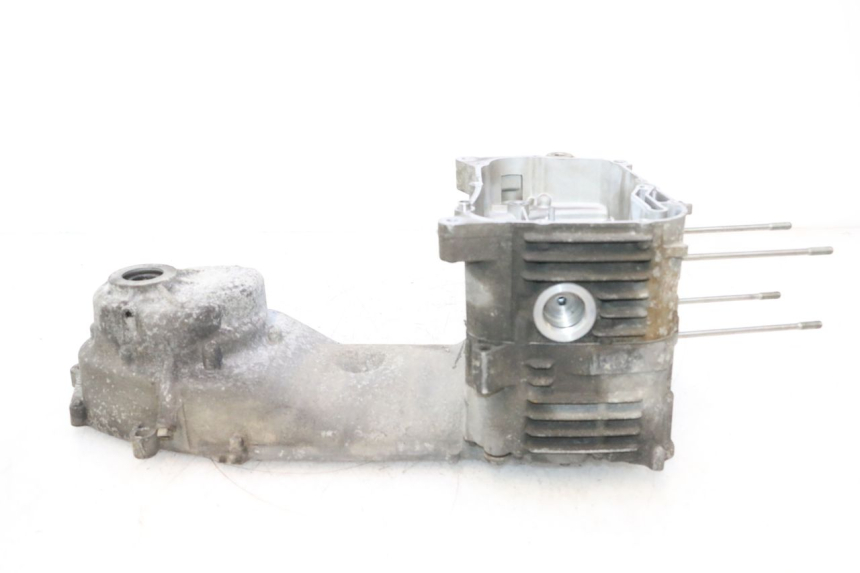 photo de BOTTOM ENGINE CASING YAMAHA XMAX X-MAX 125 (2006 - 2009) - Product overview