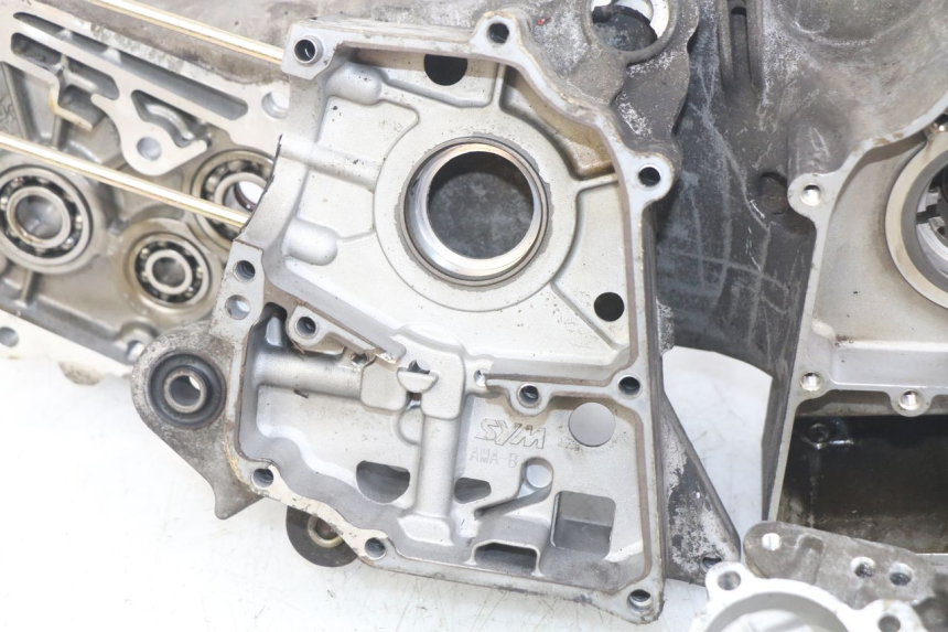 photo de ENGINE CRANKCASE SYM X-PRO 4T 50 (2014 - 2021) - Focus on structure