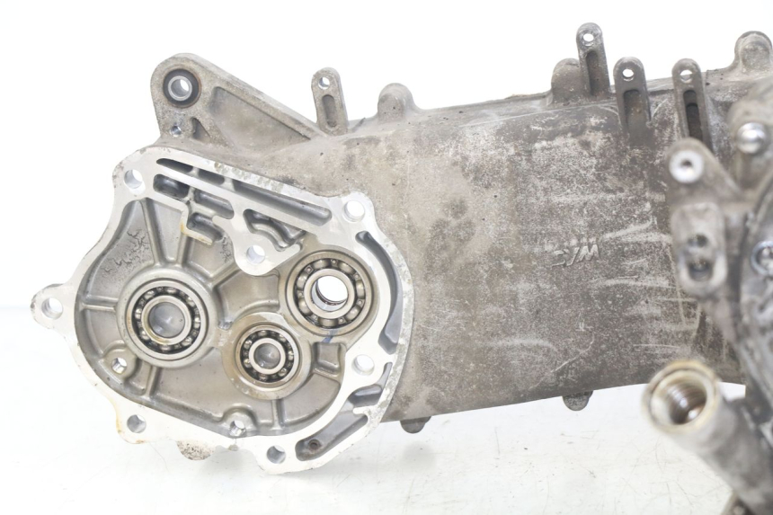 photo de ENGINE CRANKCASE SYM X-PRO 4T 50 (2014 - 2021) - Fixing points details