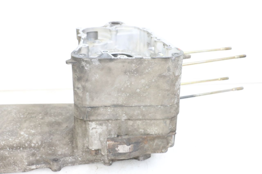 photo de Engine bottom case KYMCO XCITING 250 (2006 - 2009) - Zoom on usage condition