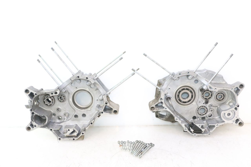 photo de ENGINE CRANKCASE HONDA XLV VARADERO 125 (2007 - 2012) - Component detail