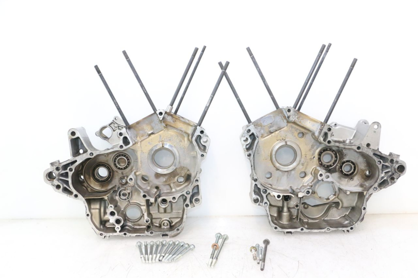photo de ENGINE CRANKCASE HONDA XRV AFRICA TWIN 750 (1990 - 1992) - Alternative perspective