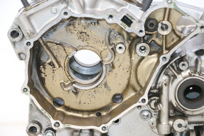 photo de ENGINE CRANKCASE HONDA XRV AFRICA TWIN 750 (1990 - 1992) - Surface and material condition