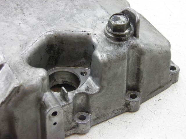 photo de ENGINE CRANKCASE YAMAHA FJR 1300 (2004 - 2005) - Component detail