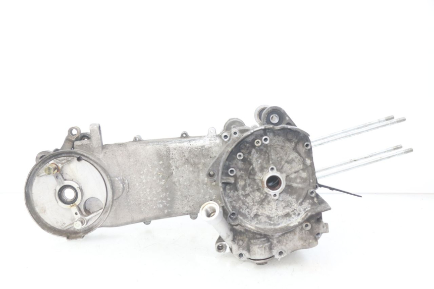 photo de ENGINE LOWER CASING YAMASAKI YM T 125 (2015 - 2020) - Additional view of the item