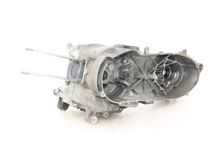 photo de ENGINE CRANKCASE YAMAHA YP MAJESTY 125 (1998 - 2001) - Main view