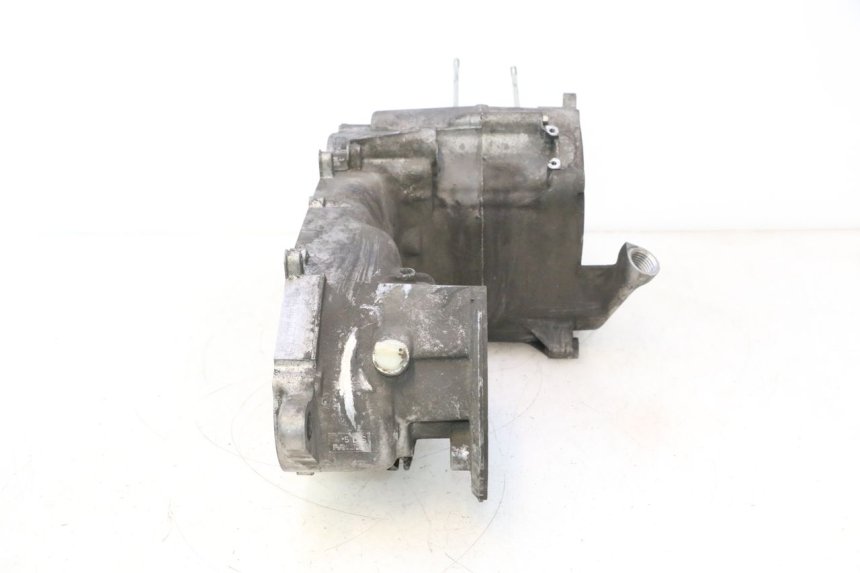photo de ENGINE CRANKCASE YAMAHA YP MAJESTY 125 (2007 - 2010) - Distinctive features