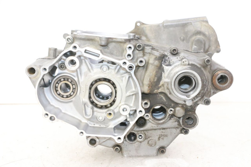 photo de ENGINE CRANKCASE YAMAHA YZ-F YZF 250 (2014 - 2018) - Distinctive features