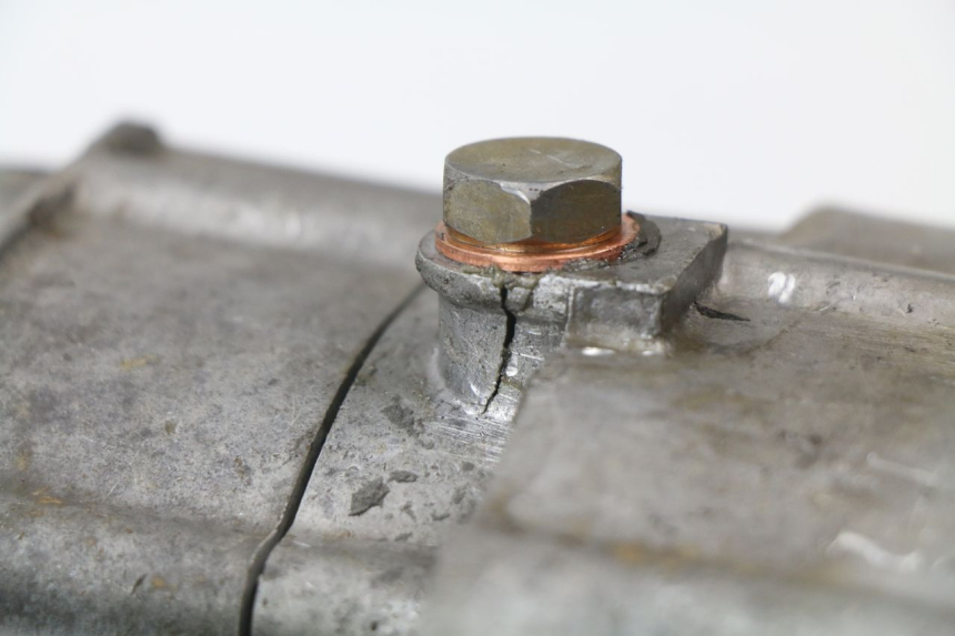 photo de ENGINE CRANKCASE YAMAHA YZ 125 (1998 - 2005) - Component detail