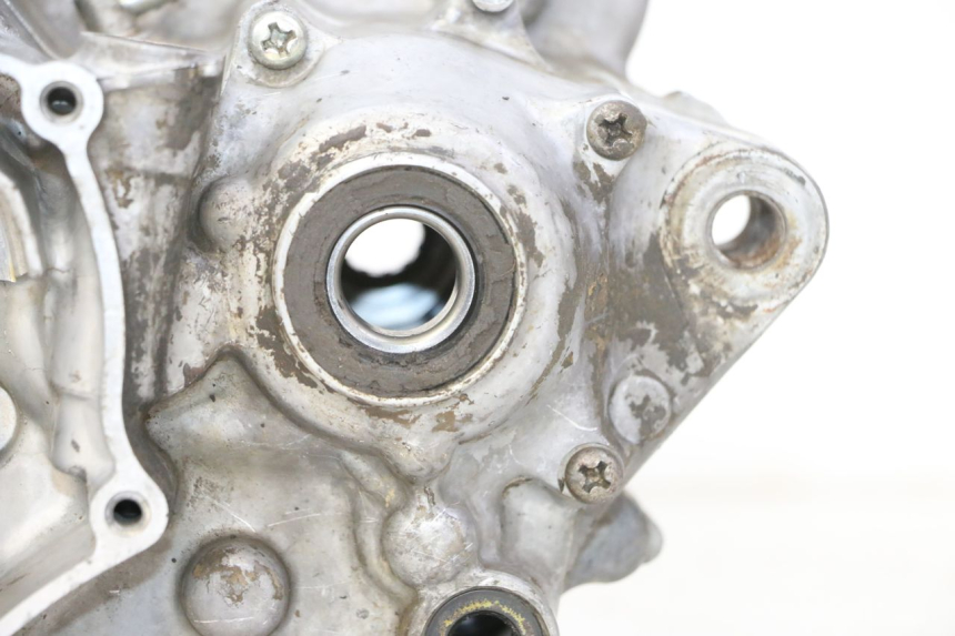 photo de ENGINE CRANKCASE YAMAHA YZ 85 (2002 - 2018) - Focus on structure