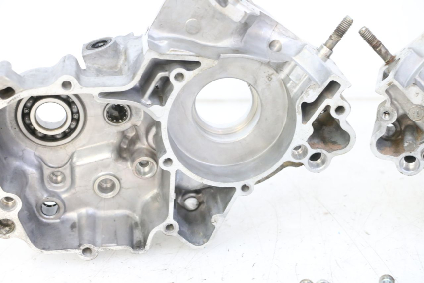 photo de ENGINE CRANKCASE YAMAHA YZ 85 (2002 - 2018) - Component detail