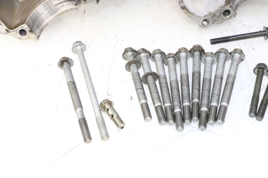 photo de ENGINE CRANKCASE YAMAHA YZF R GENESIS 750 (1993 - 1998) - Markings and original references