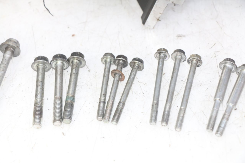 photo de ENGINE LOWER CASING YAMAHA YZF R1 1000 (2007 - 2008) - Used quality zoom