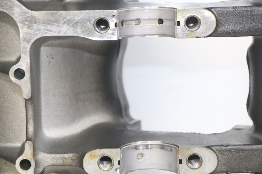 photo de ENGINE LOWER CRANKCASE KAWASAKI Z 750 (2007 - 2013) - Alternative angle