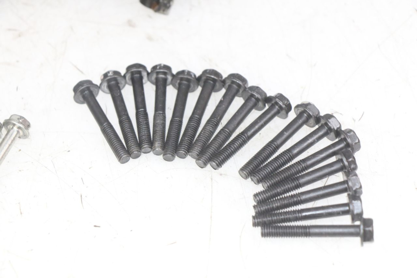 photo de ENGINE LOWER CRANKCASE KAWASAKI Z 750 (2007 - 2013) - Spare part profile view