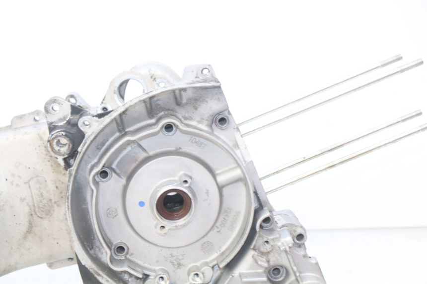 photo de ENGINE LOWER CASING PIAGGIO ZIP 4T 50 (2018 - 2020) - High-resolution close-up