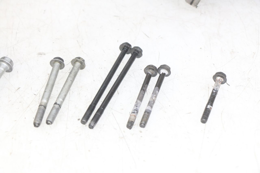 photo de ENGINE LOWER CASING KAWASAKI ZX-6R ZX6R 600 (1995 - 1997) - Main view