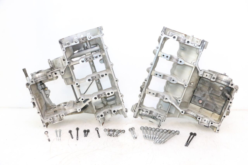 photo de ENGINE CRANKCASE KAWASAKI ZX-6R ZX6R 600 (2000 - 2002) - Component detail