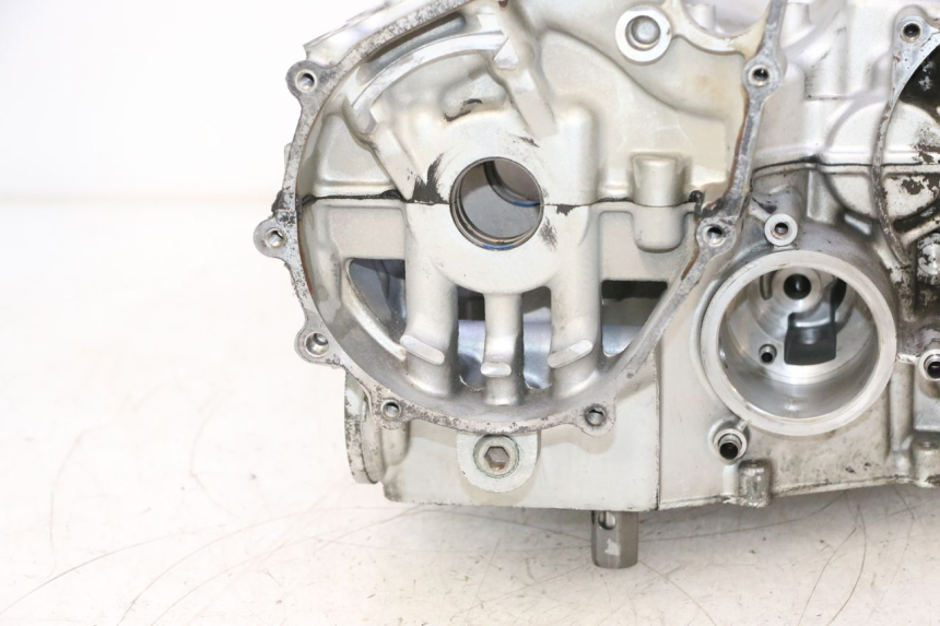 photo de ENGINE CRANKCASE KAWASAKI ZX-6R ZX6R 600 (2000 - 2002) - Markings and original references