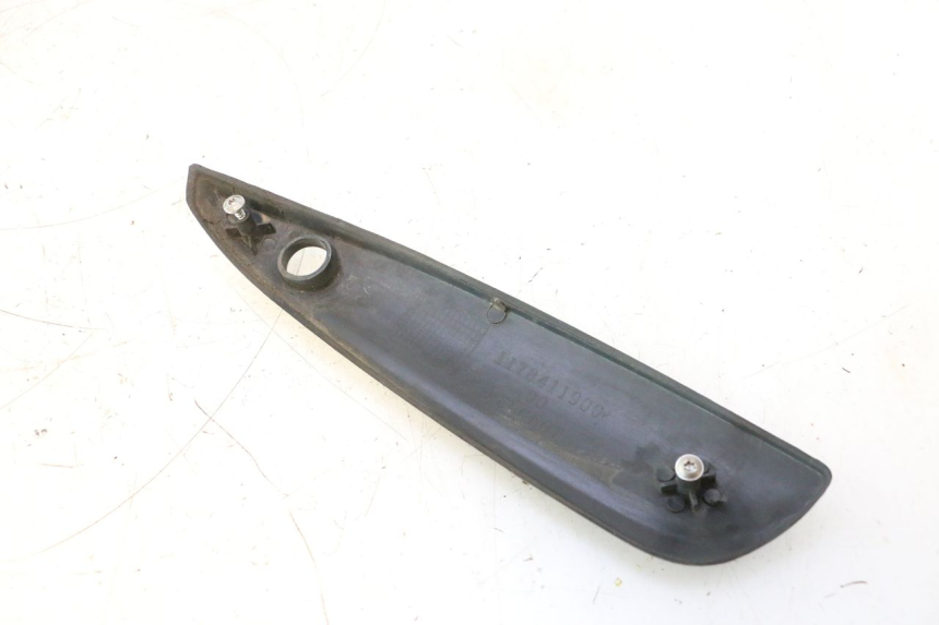 photo de EXHAUST COVER PEUGEOT KISBEE 2T 50 (2010 - 2017) - Fixing points details