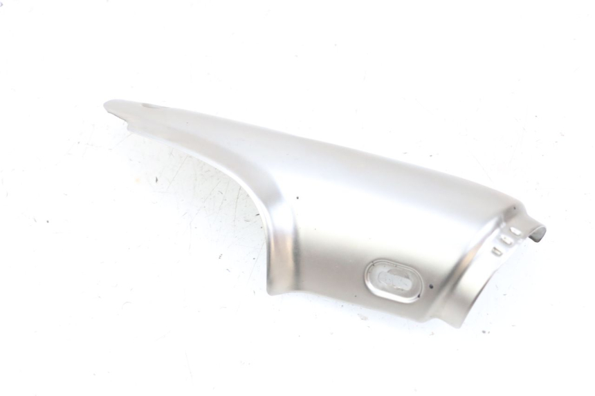 photo de EXHAUST COVER BMW R GS 1250 (2021 - 2024) - Fixing points details