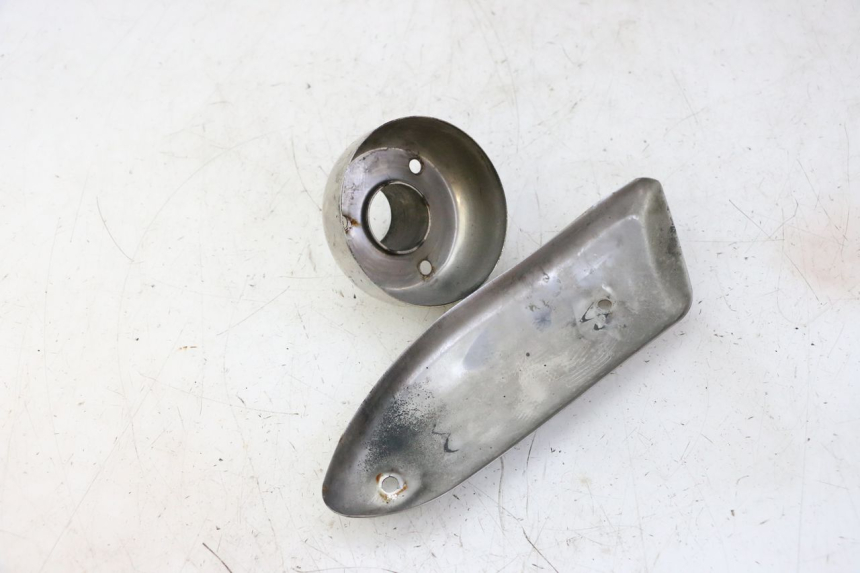 photo de EXHAUST COVER PEUGEOT V-CLIC VCLIC 50 (2007 - 2013) - Alternative perspective