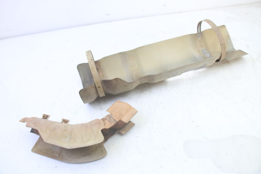 photo de EXHAUST COVER YAMAHA YFM GRIZZLY 550 (2008 - 2015) - Component detail