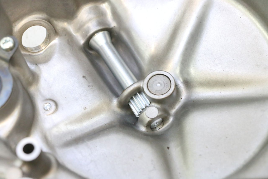 photo de CLUTCH COVER SUZUKI DR S 600 (1985 - 1989) - Product overview