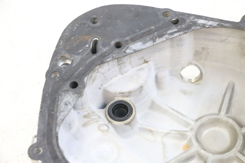 photo de CLUTCH COVER HYOSUNG GF 125 (2001 - 2005) - Alternative perspective