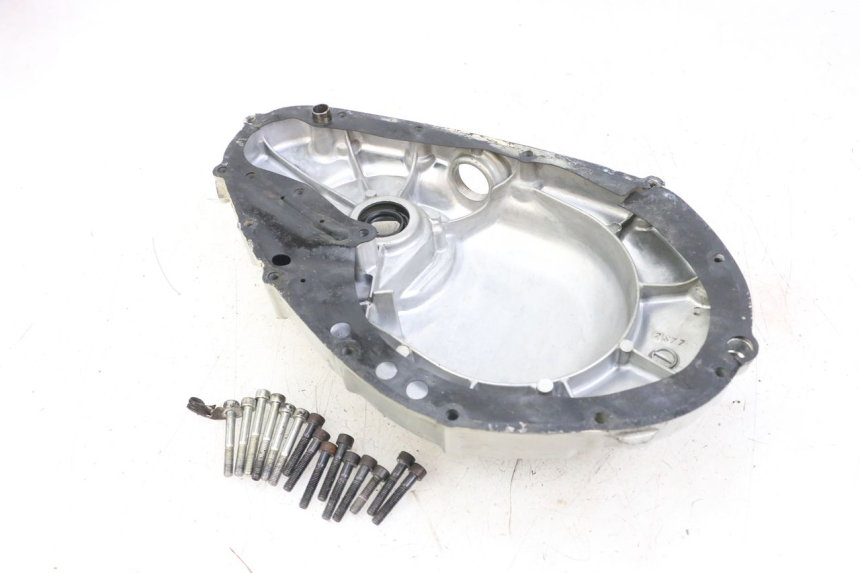 photo de CLUTCH COVER SUZUKI GSX E 250 (1982 - 1983) - Technical close-up