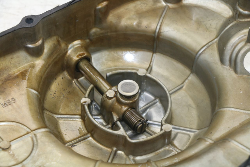 photo de CLUTCH COVER HONDA NTV REVERSE 650 (1993 - 1994) - Technical close-up