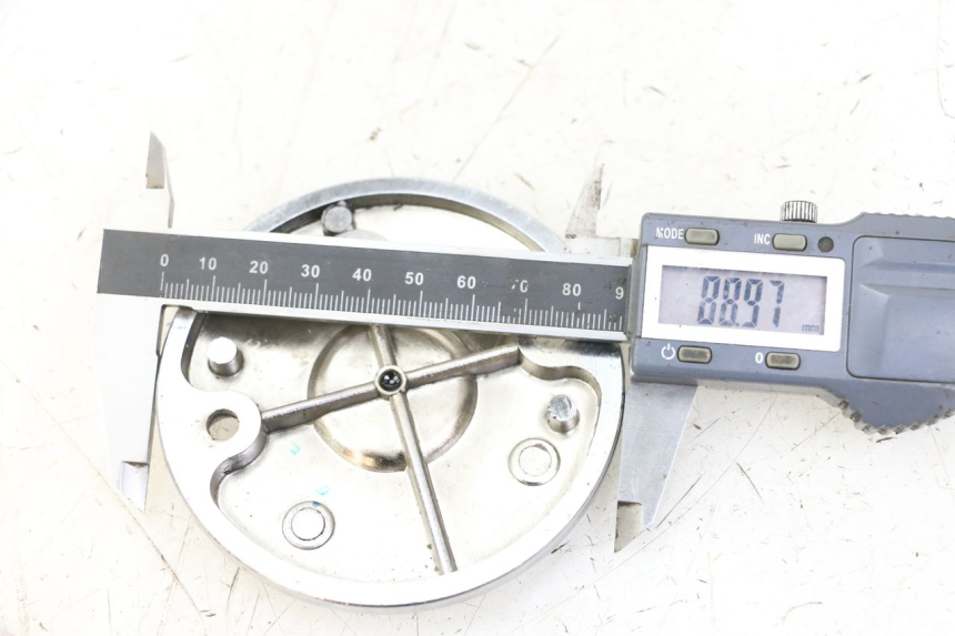 photo de CLUTCH COVER LONCIN DIRT BIKE 125 - Component detail