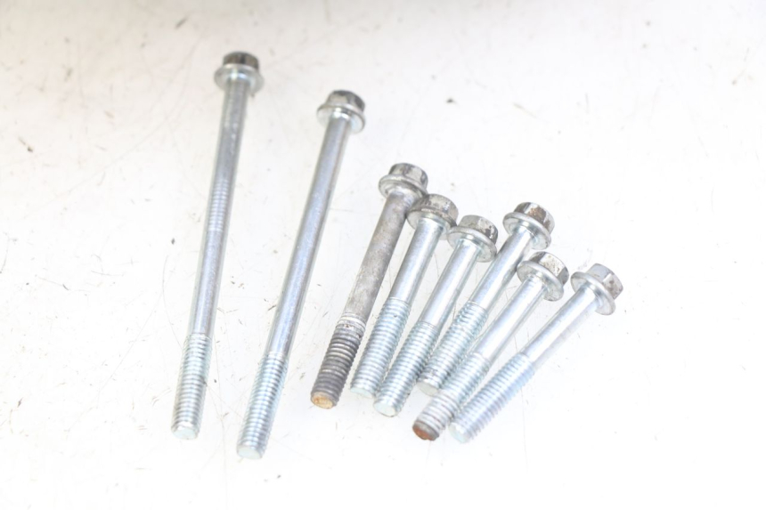 photo de CLUTCH COVER YCF PILOT 125 - Markings and original references