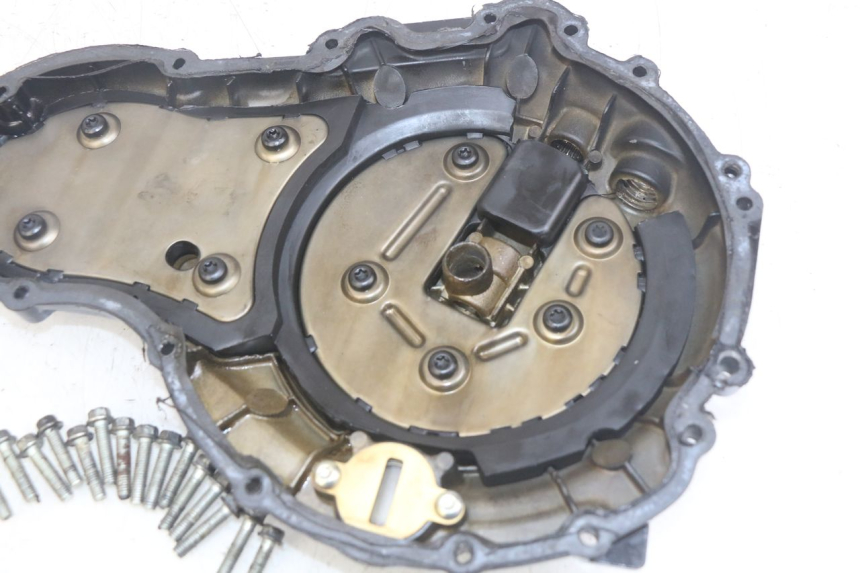 photo de CLUTCH COVER TRIUMPH SPRINT ST 955 (1999 - 2001) - Zoom on usage condition