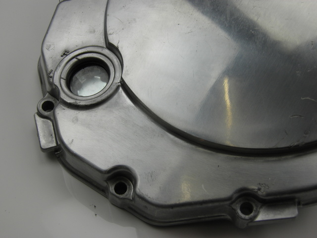 photo de CLUTCH COVER SUZUKI GSF BANDIT 1200 (1996 - 1999) - Fixing points details
