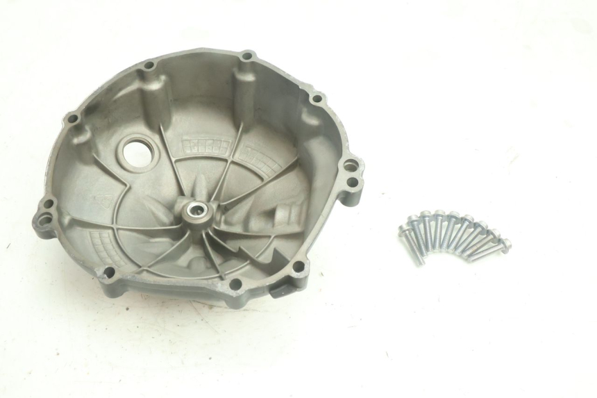 photo de CLUTCH COVER YAMAHA YZF R6 600 (2008 - 2009) - Fixing points details