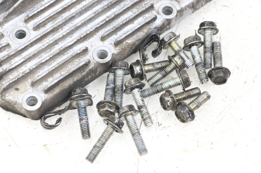 photo de ENGINE OIL COVER SUZUKI GSX E 250 (1982 - 1983) - Technical close-up