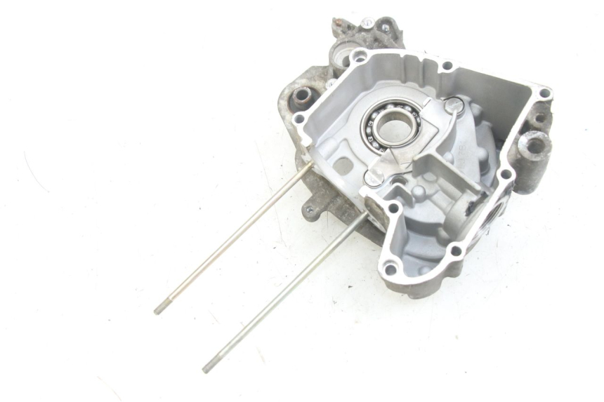 photo de RIGHT ENGINE CRANKCASE TNT MOTOR FASTINO 4T 50 (2013 - 2019) - Technical close-up