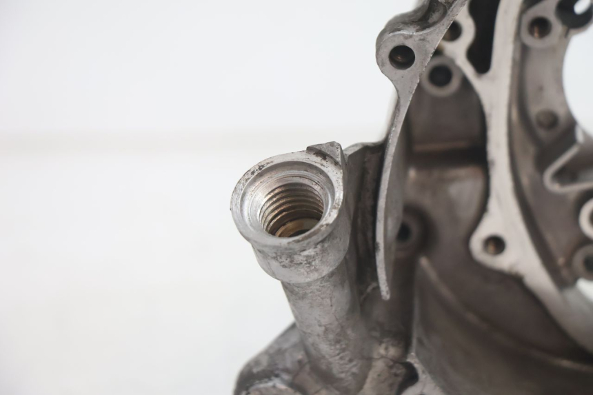 photo de RIGHT ENGINE CRANKCASE HONDA PCX (JF28) 125 (2009 - 2011) - Zoom on usage condition