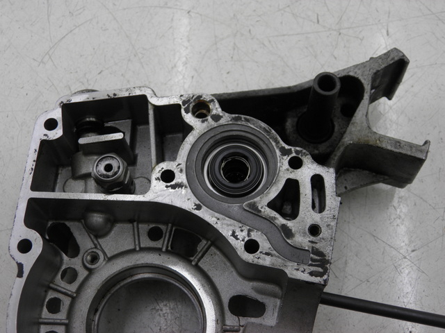 photo de RIGHT ENGINE CRANKCASE PEUGEOT SATELIS 125 (2010 - 2012) - Zoom on usage condition