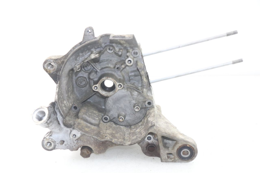 photo de RIGHT ENGINE CRANKCASE HONDA SCV LEAD 100 (2003 - 2007) - Main view