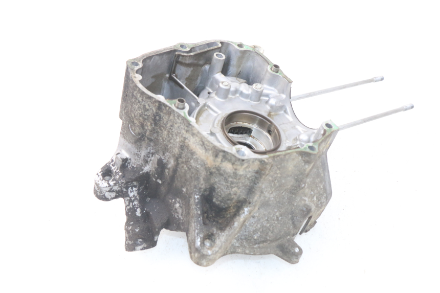 photo de RIGHT ENGINE CRANKCASE HONDA SCV LEAD 100 (2003 - 2007) - Surface and material condition