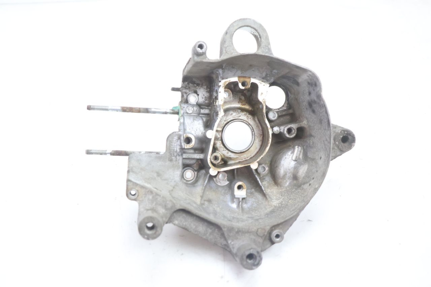 photo de RIGHT ENGINE CRANKCASE MBK STUNT NAKED 50 (2004 - 2018) - Technical close-up