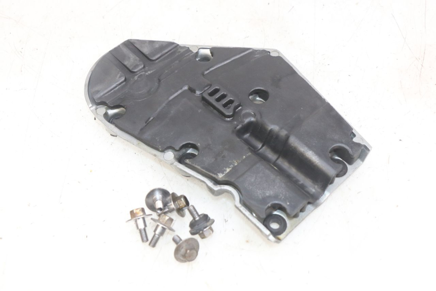 photo de RIGHT ENGINE COVER KAWASAKI ZX-6R ZX6R 600 (1995 - 1997) - Zoom on usage condition