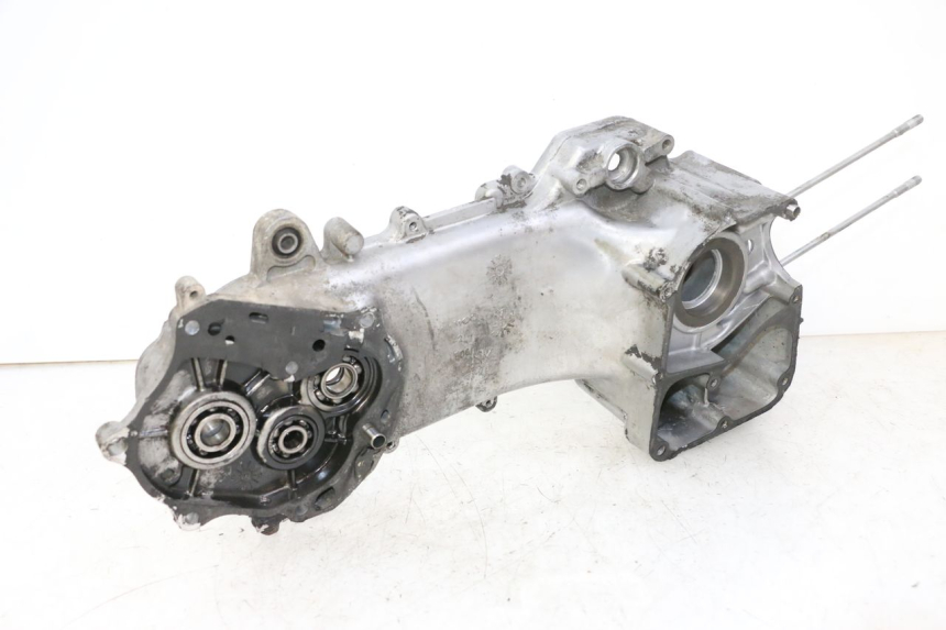 photo de LEFT ENGINE CRANKCASE KYMCO AGILITY 4T 50 (2005 - 2018) - Product overview