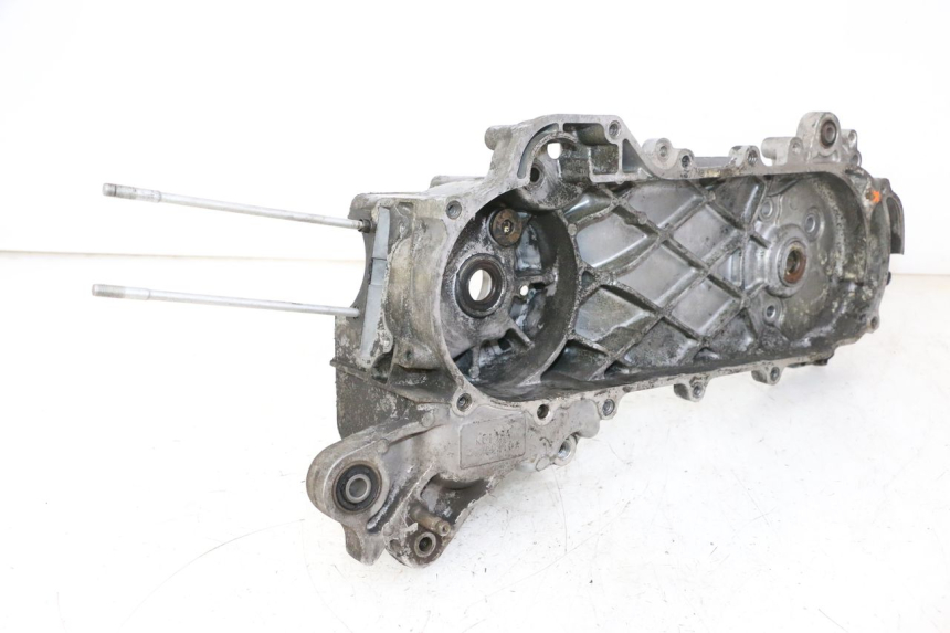 photo de LEFT ENGINE CRANKCASE KYMCO AGILITY 4T 50 (2005 - 2018) - Surface and material condition
