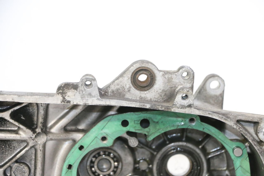 photo de LEFT ENGINE CRANKCASE PEUGEOT CITYSTAR 50 (2013 - 2017) - Technical close-up